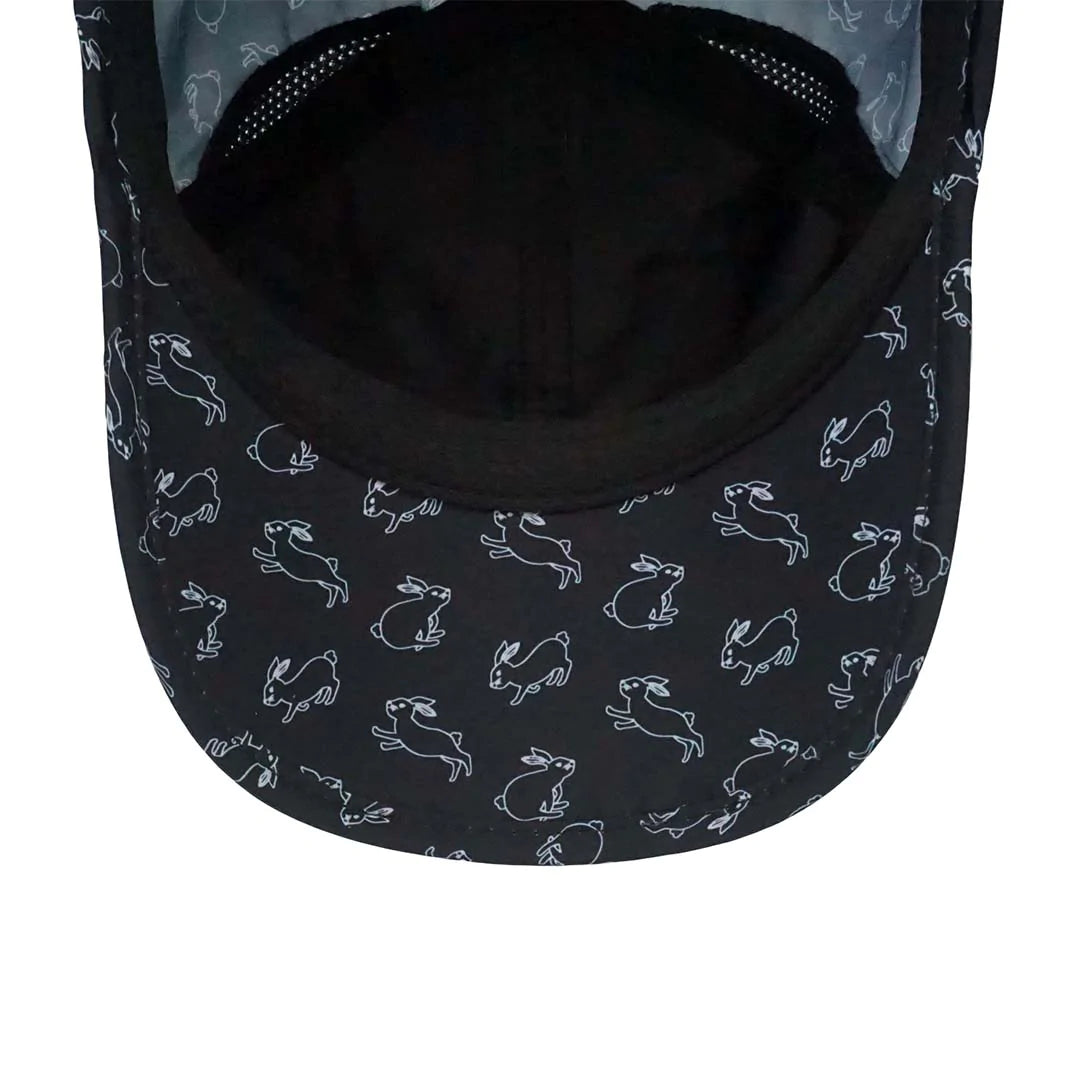 Rabbits Running Hat (Unisex)